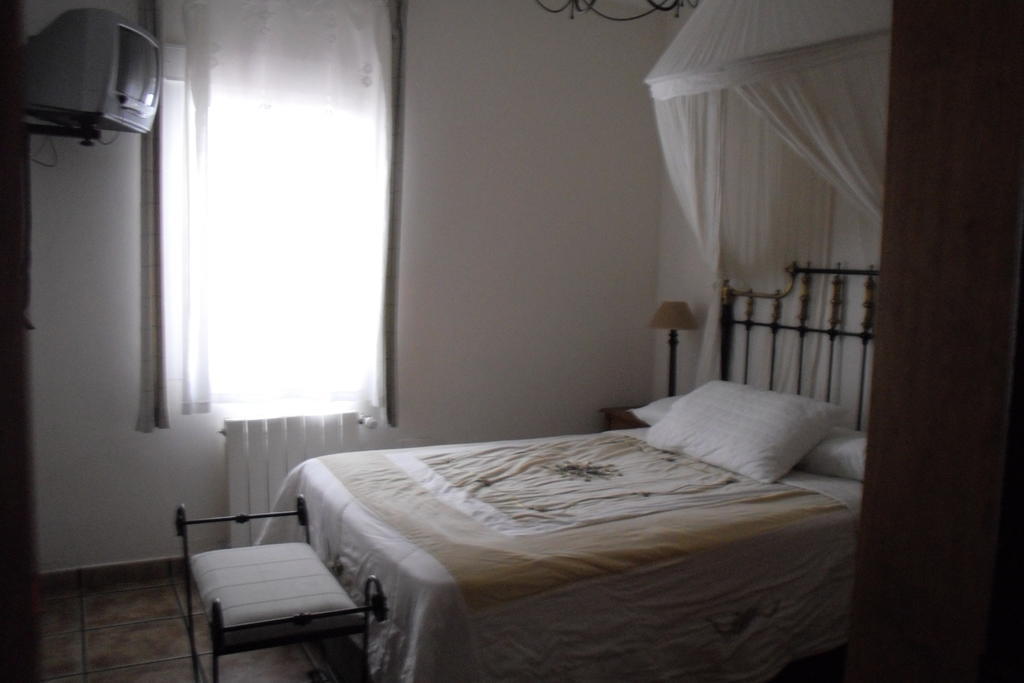 Casa Rural La Jara Pensionat La Codosera Rum bild